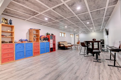 Salle familiale - 59 Ch. Gouin, Saint-Michel-Des-Saints, QC 