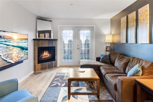 #2-8 White St, Ladysmith, BC 