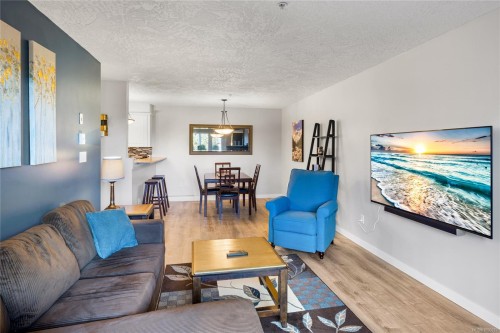 #2-8 White St, Ladysmith, BC 
