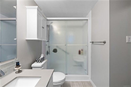 #2-8 White St, Ladysmith, BC 