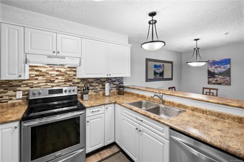 #2-8 White St, Ladysmith, BC 