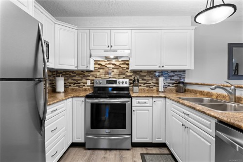 #2-8 White St, Ladysmith, BC 