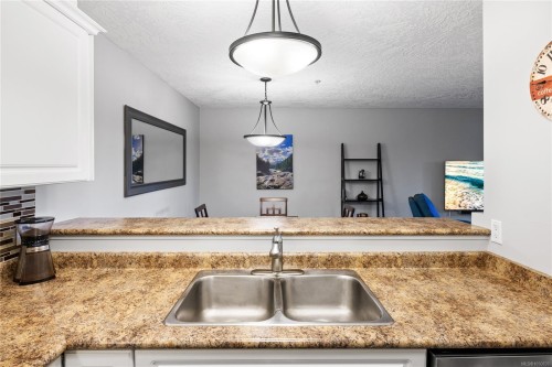 #2-8 White St, Ladysmith, BC 
