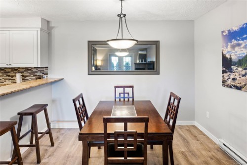 #2-8 White St, Ladysmith, BC 