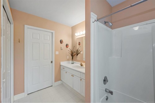 1487 Thomson Terr, Duncan, BC 