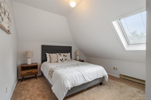1335 Rudlin St, Victoria, BC 
