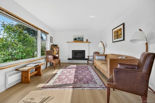 2158 Downey Ave, Comox, BC 