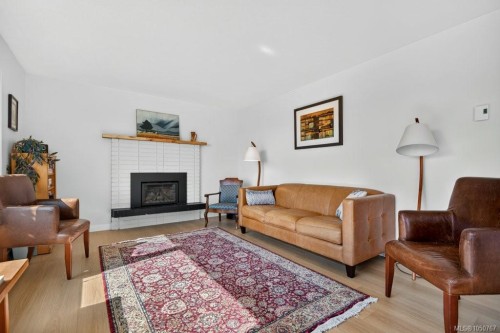2158 Downey Ave, Comox, BC 