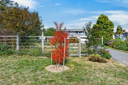 2158 Downey Ave, Comox, BC 