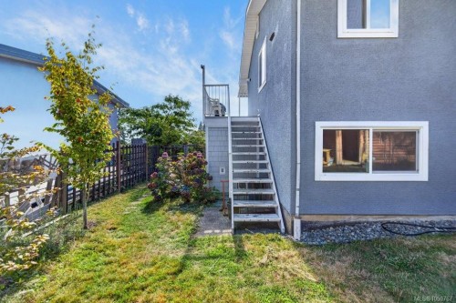 2158 Downey Ave, Comox, BC 