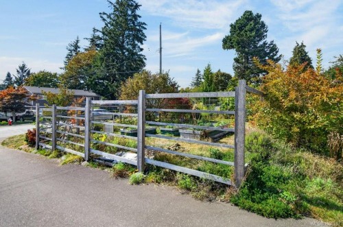 2158 Downey Ave, Comox, BC 