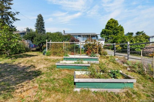 2158 Downey Ave, Comox, BC 