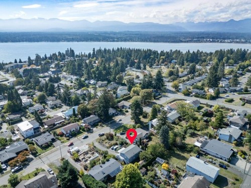 2158 Downey Ave, Comox, BC 