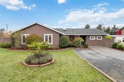 6756 Central Saanich Rd Central Saanich, BC V8Z 5V2