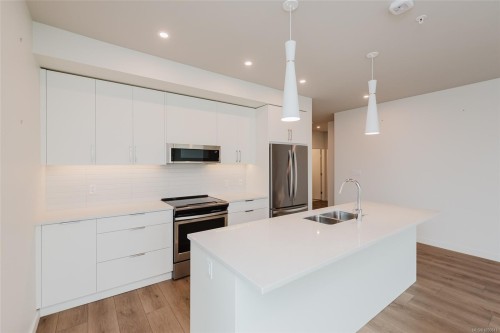 #504-684 Island Hwy South, Campbell River, BC 