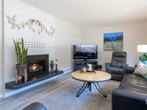 1669 Hiob Road, Revelstoke, BC 