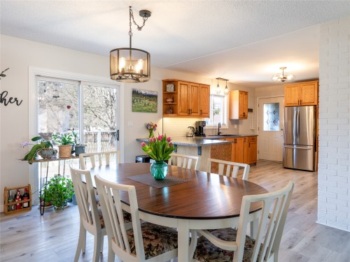 1669 Hiob Road, Revelstoke, BC 