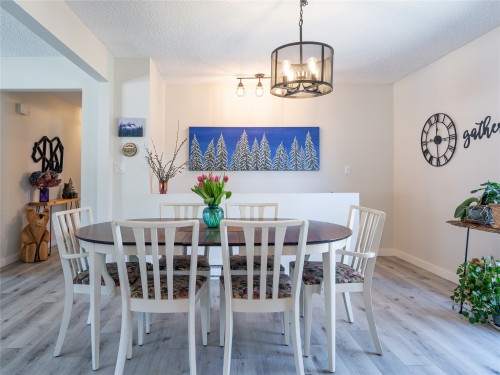 1669 Hiob Road, Revelstoke, BC 