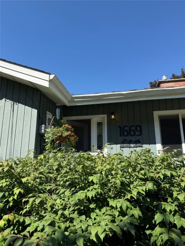 1669 Hiob Road, Revelstoke, BC 