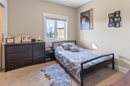 837 Selkirk Drive, Creston, BC 