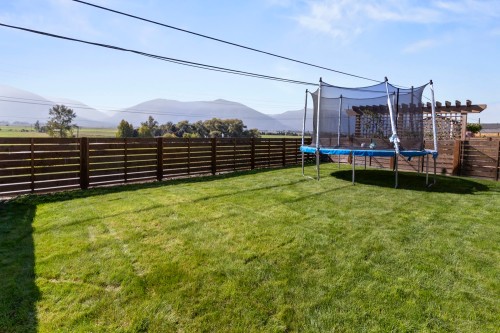 837 Selkirk Drive, Creston, BC 