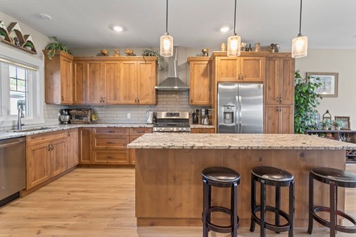 837 Selkirk Drive, Creston, BC 