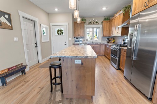 837 Selkirk Drive, Creston, BC 