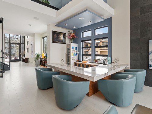 722 Highpointe Place, Kelowna, BC 