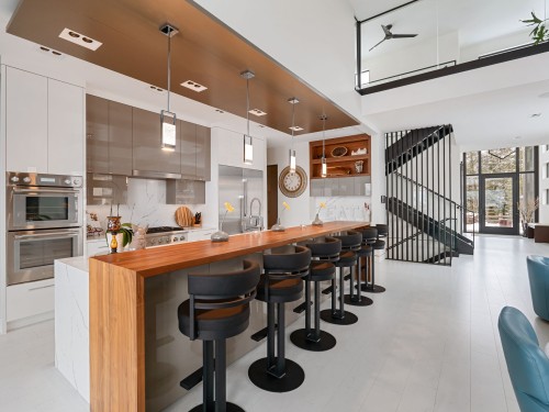722 Highpointe Place, Kelowna, BC 