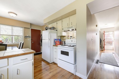 1360 Elm Street, Kelowna, BC 