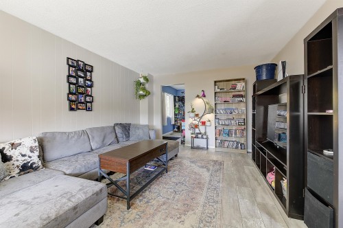 1360 Elm Street, Kelowna, BC 
