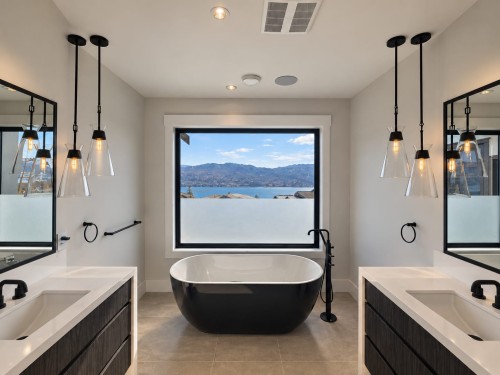 1531 Cabernet Way, West Kelowna, BC 