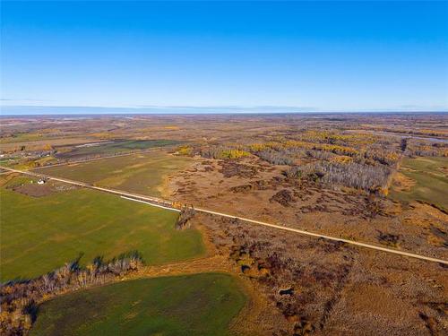 0 8E Rd, Armstrong, MB 