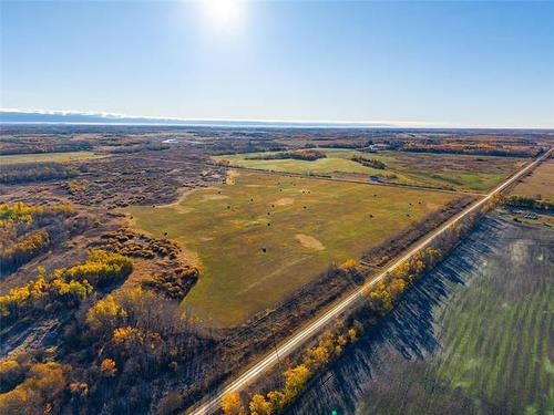 0 8E Rd, Armstrong, MB 