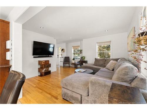 35 Du Ruisseau St, Dieppe, NB 