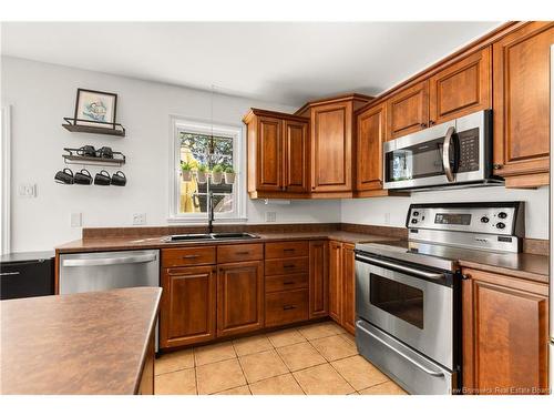 35 Du Ruisseau St, Dieppe, NB 