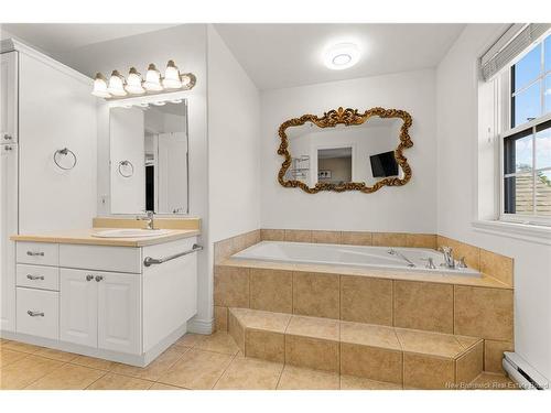 35 Du Ruisseau St, Dieppe, NB 