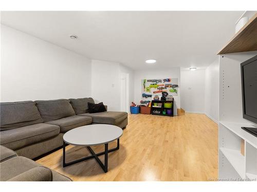 35 Du Ruisseau St, Dieppe, NB 