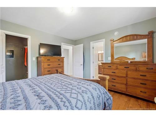 14 Hallihan Dr, Oromocto, NB 