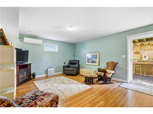 14 Hallihan Dr, Oromocto, NB 