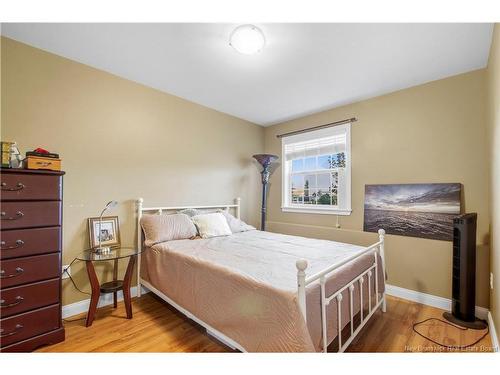 14 Hallihan Dr, Oromocto, NB 