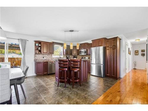 14 Hallihan Dr, Oromocto, NB 