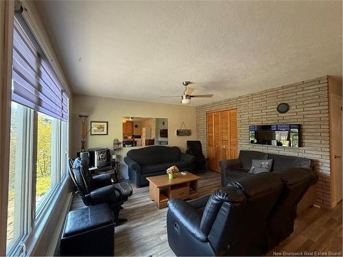 198 Riviere Madawaska Rd, Saint-Jacques, NB 