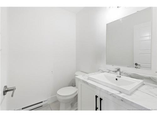 136 Runneymeade Rd, Riverview, NB 