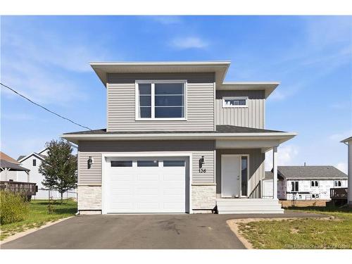 136 Runneymeade Rd, Riverview, NB 