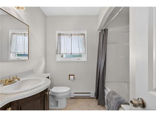 22 Ashburn Ave, Riverview, NB 