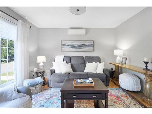 152 Wiggins Dr, Fredericton, NB 