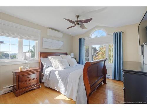 152 Wiggins Dr, Fredericton, NB 