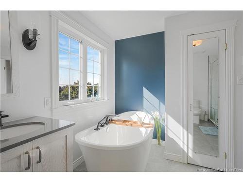 152 Wiggins Dr, Fredericton, NB 