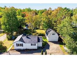 74 Chestnut Street Minto, NB E4B 3L5